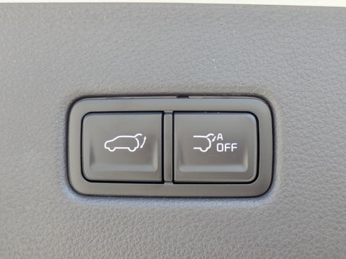 New 2026 Kia Carnival EX image 16