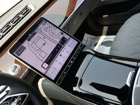 Certified 2023 Mercedes-Benz S 580 4MATIC Sedan image 23