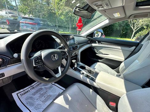 Used 2020 Honda Accord EX image 16