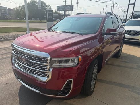 Used 2021 GMC Acadia Denali w/ Denali Ultimate Package AWD/4WD image 5
