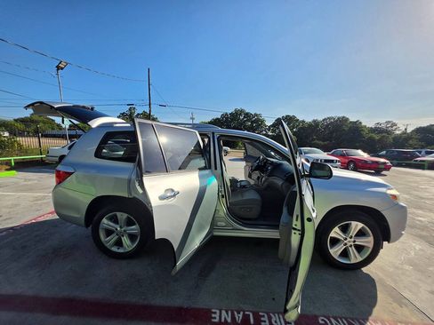 Used 2009 Toyota Highlander Limited AWD/4WD image 55