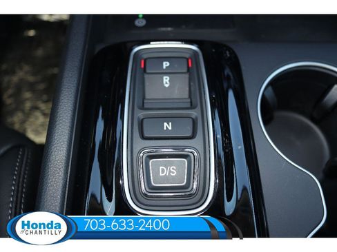 New 2025 Honda Pilot Touring image 19