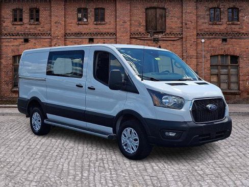 Certified 2025 Ford Transit 250 Low Roof w/ Exterior Upgrade Package RWD image 3