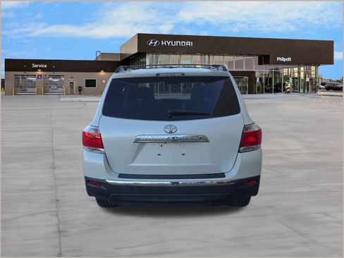 Used 2012 Toyota Highlander Limited image 9