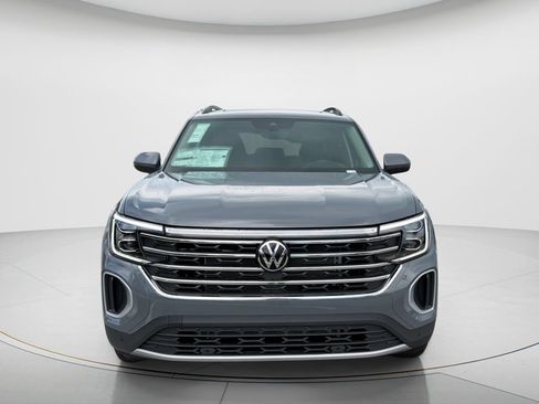 New 2026 Volkswagen Atlas SE FWD image 2
