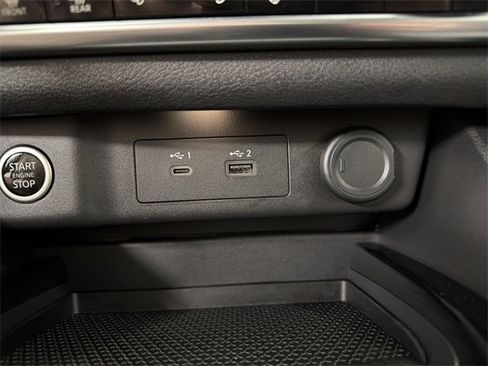 Certified 2022 Nissan Rogue SV image 26