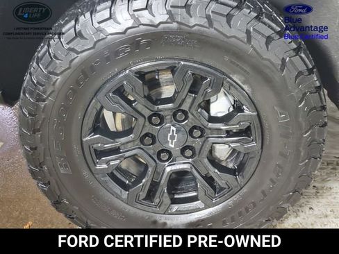 Used 2023 Chevrolet Silverado 1500 ZR2 w/ Technology Package image 10