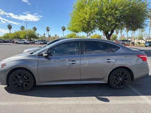 Used 2017 Nissan Sentra SR w/ SR Midnight Edition image 8