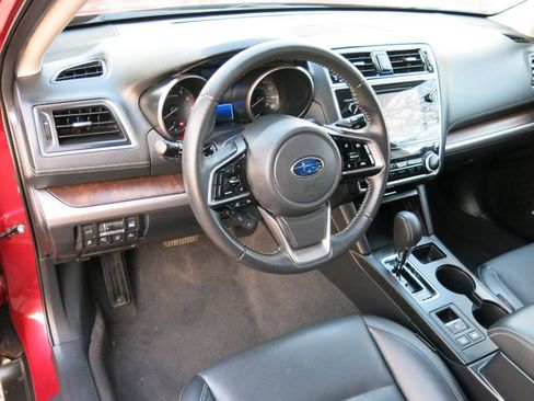 Used 2019 Subaru Outback 3.6R Limited image 11