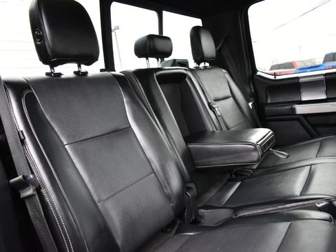 Used 2015 Ford F150 Lariat w/ Equipment Group 502A Luxury image 28