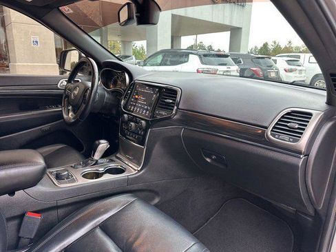 Certified 2021 Jeep Grand Cherokee Limited image 47