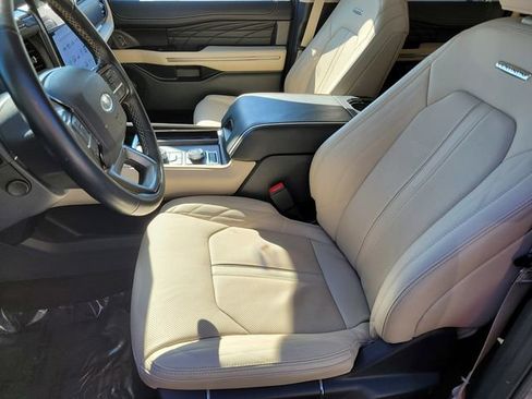 Used 2023 Ford Expedition Max Platinum AWD/4WD image 16