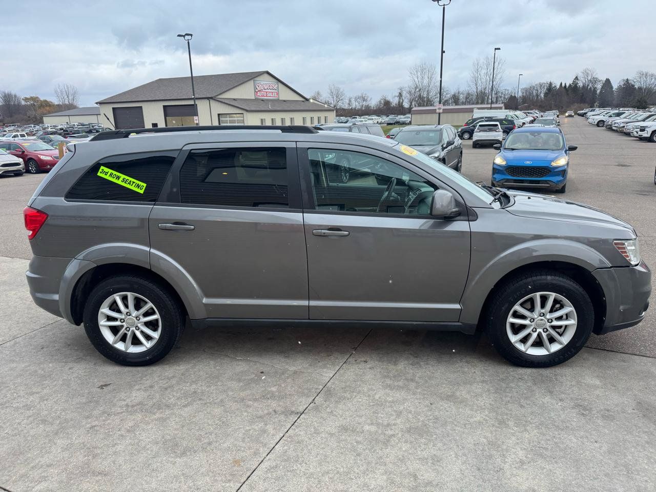 Used 2013 Dodge Journey SXT w/ Flexible Seating Group FWD image 4