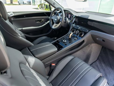 Certified 2025 Bentley Continental GTC AWD/4WD image 44