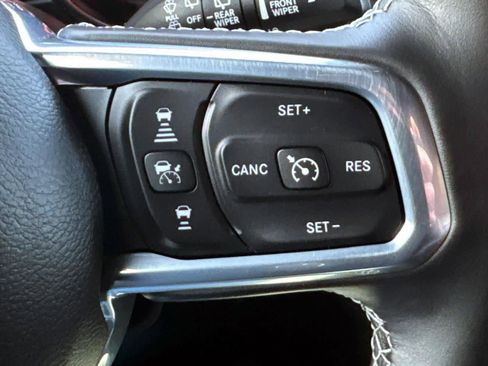 Used 2023 Jeep Wrangler Sahara w/ Safety Group image 18