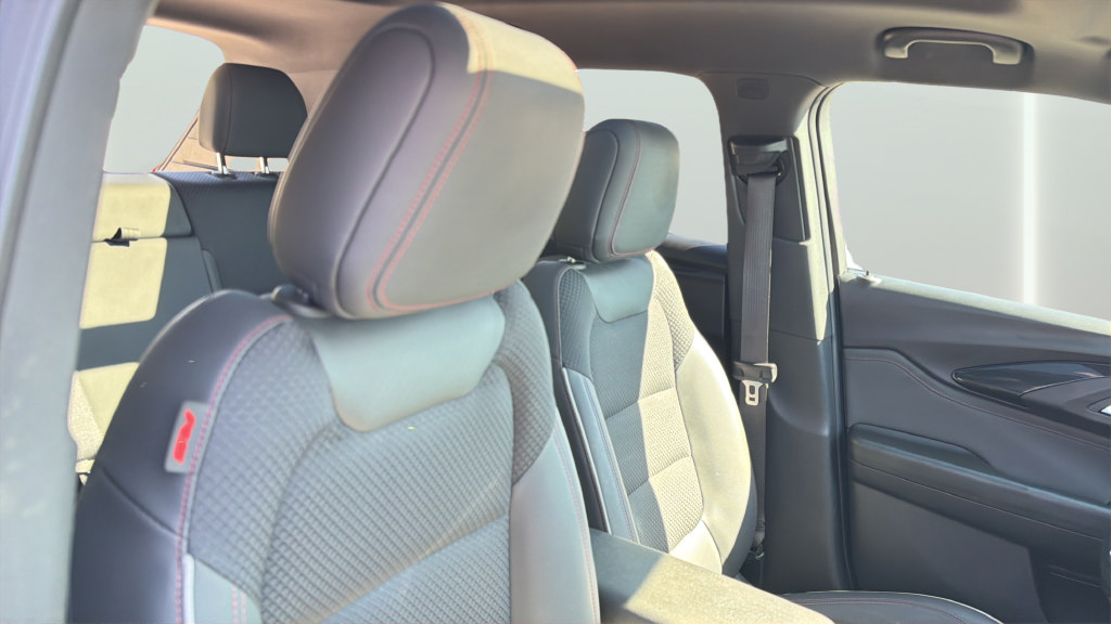 Used 2023 Chevrolet TrailBlazer RS w/ Sun and Liftgate Package FWD image 29
