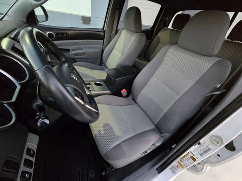 Used 2015 Toyota Tacoma 4x4 Double Cab image 13