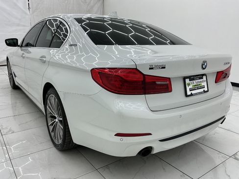 Used 2018 BMW 530e RWD image 8