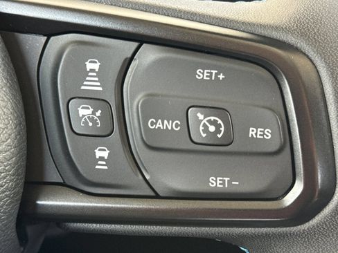Used 2024 Jeep Wrangler Unlimited Rubicon 4xe AWD/4WD image 27