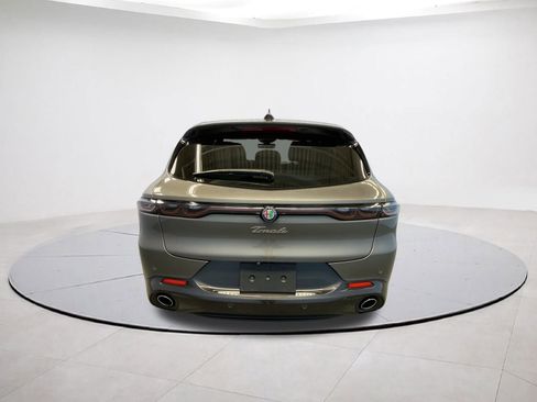 Used 2024 Alfa Romeo Tonale Veloce image 5