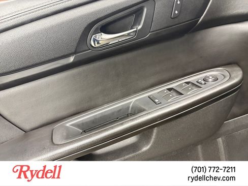 Used 2017 Chevrolet Traverse LT AWD/4WD image 11