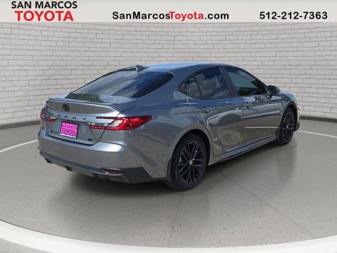 Used 2026 Toyota Camry SE w/ Convenience Package FWD image 6
