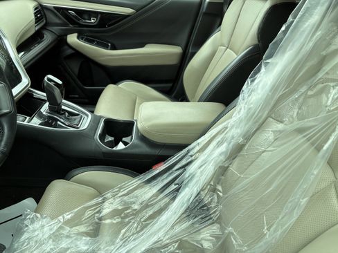 Used 2020 Subaru Outback Limited AWD/4WD image 7