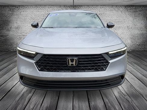 Certified 2025 Honda Accord SE image 8