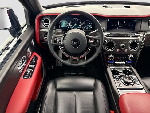 Certified 2022 Rolls-Royce Cullinan Black Badge w/ Dark Exterior Package AWD/4WD image 10