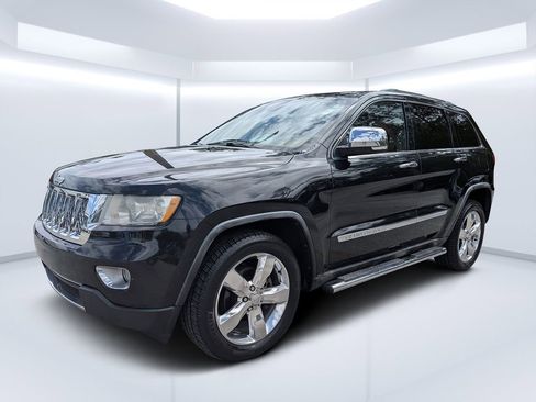 Used 2012 Jeep Grand Cherokee Overland Summit RWD image 7