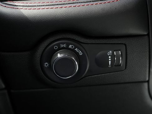 Used 2024 Dodge Durango R/T RWD image 48