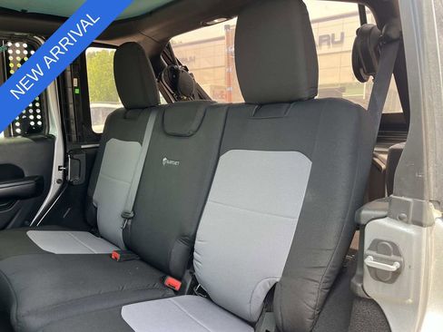 Used 2020 Jeep Wrangler Unlimited Sport AWD/4WD image 19