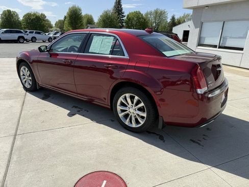 Used 2015 Chrysler 300 Limited w/ 300 Premium Group AWD/4WD image 5