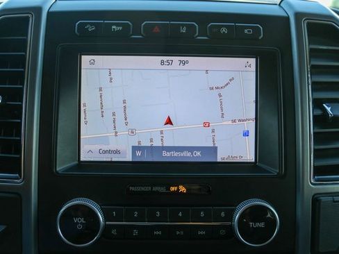 Used 2021 Ford Expedition Platinum image 34