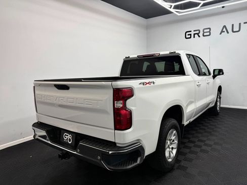Used 2020 Chevrolet Silverado 1500 LT w/ Convenience Package AWD/4WD image 8