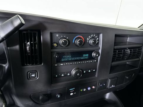 New 2025 GMC Savana 3500 w/ Driver Convenience Package image 13