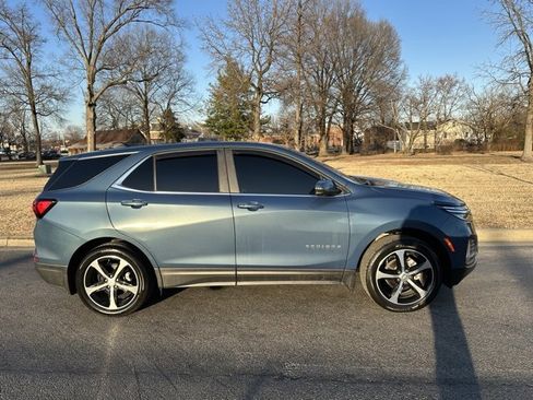 Used 2024 Chevrolet Equinox LT image 28
