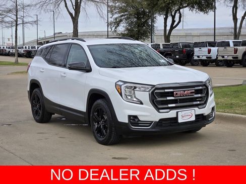 Used 2023 GMC Terrain AT4 image 4