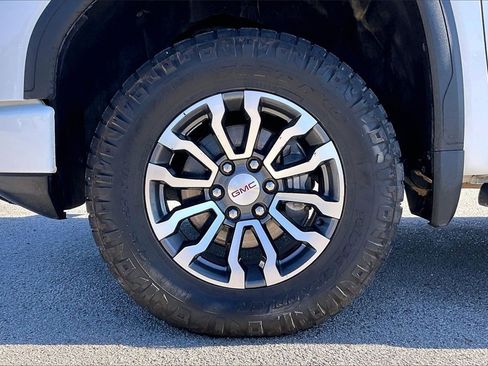 Used 2022 GMC Sierra 1500 AT4 w/ AT4 Premium Package image 35