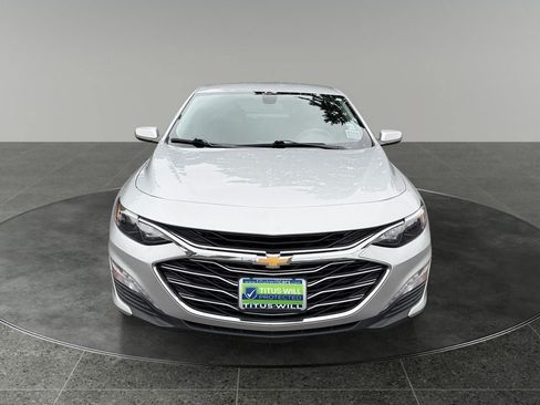 Used 2022 Chevrolet Malibu LT FWD image 2