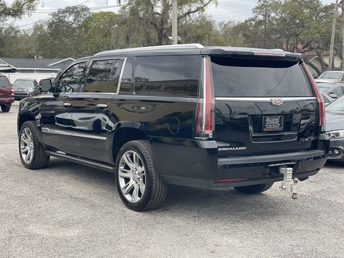 Used 2015 Cadillac Escalade ESV Premium image 23