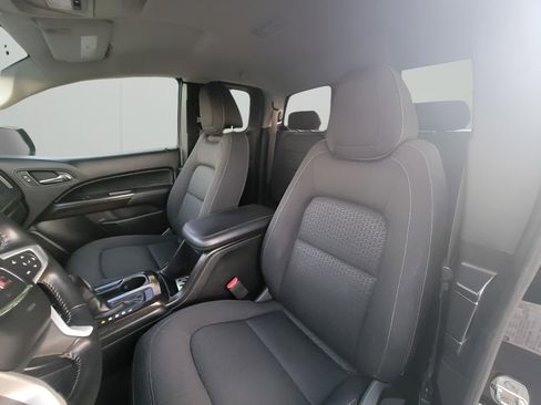 Used 2018 GMC Canyon SLE w/ SLE Convenience Package image 12