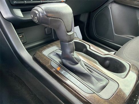 Used 2015 GMC Canyon SLE w/ Nightfall Edition image 30