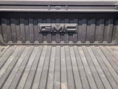 Used 2024 GMC Sierra 1500 Elevation w/ X31 Off-Road Package AWD/4WD image 31