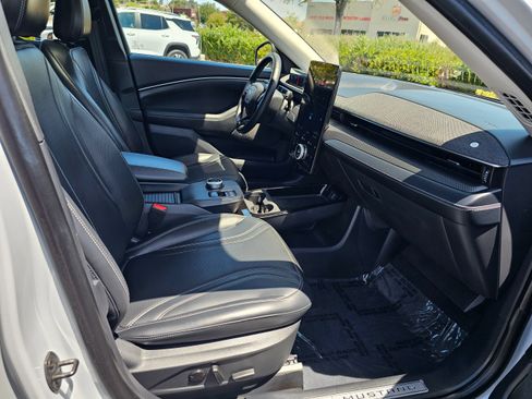 Used 2023 Ford Mustang Mach-E Premium AWD/4WD image 35