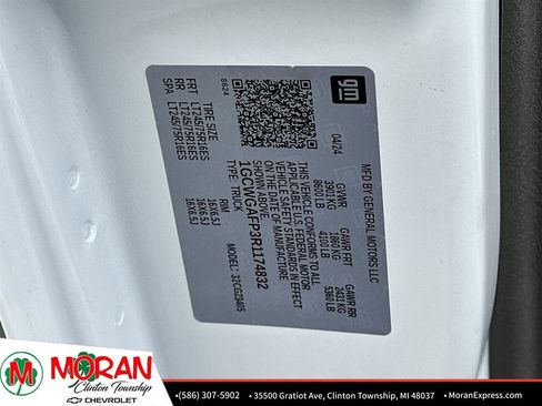 Used 2024 Chevrolet Express 2500 w/ Driver Convenience Package image 31