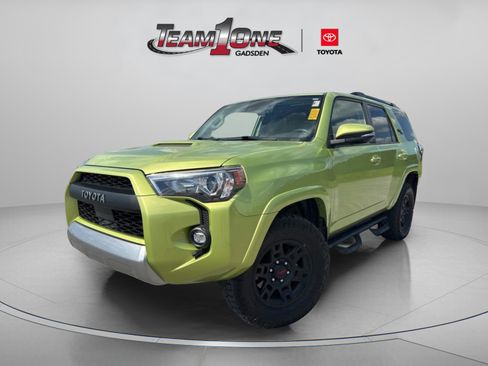 Used 2023 Toyota 4Runner TRD Off-Road Premium w/ Moonroof Package AWD/4WD image 4