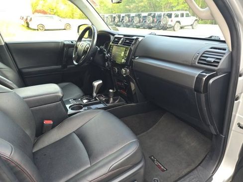 Used 2023 Toyota 4Runner TRD Off-Road Premium AWD/4WD image 16