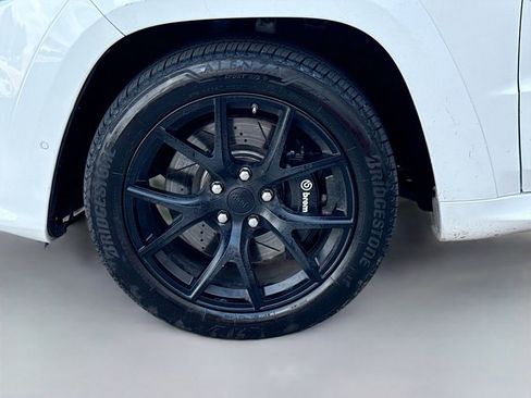 Used 2021 Jeep Grand Cherokee SRT w/ Trailer Tow Group IV image 33