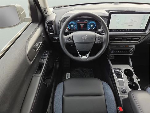 New 2025 Ford Bronco Sport Outer Banks image 10